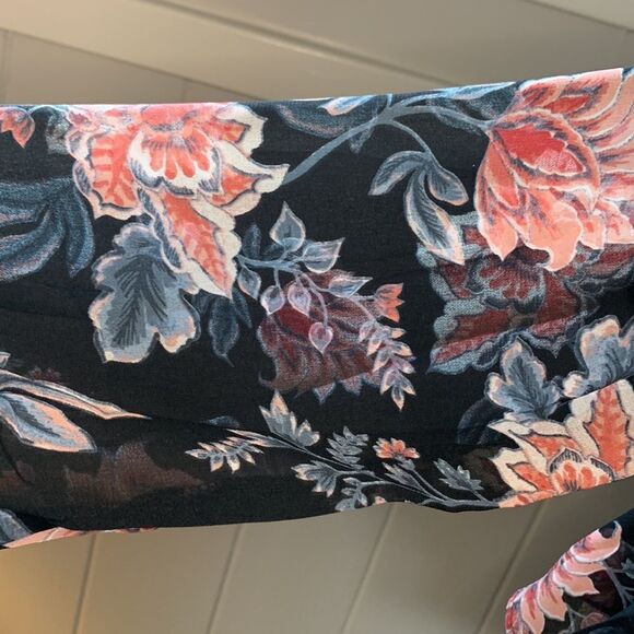 Olivaceous cold shoulder sheer ruffle blouse sz small - Picture 5 of 16